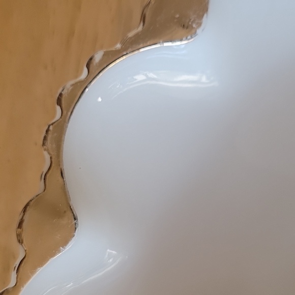 Vintage Anchor Hocking Fire King White Milk Glass Gold Trim Divided Relish Dish. - Picture 4 of 6